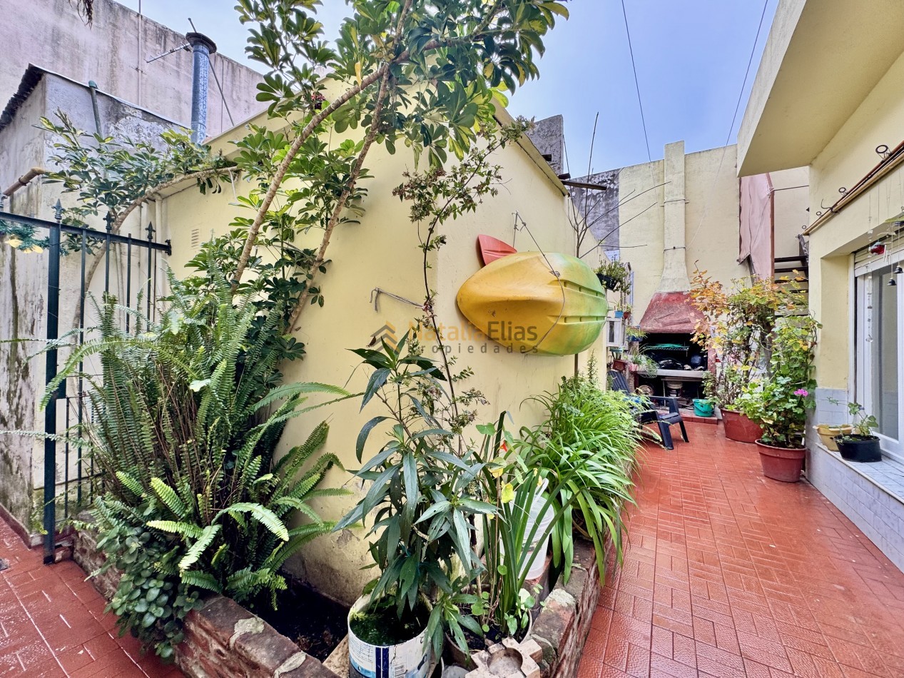 Ph interno 2 ambientes con patio y terraza barrio Don Bosco