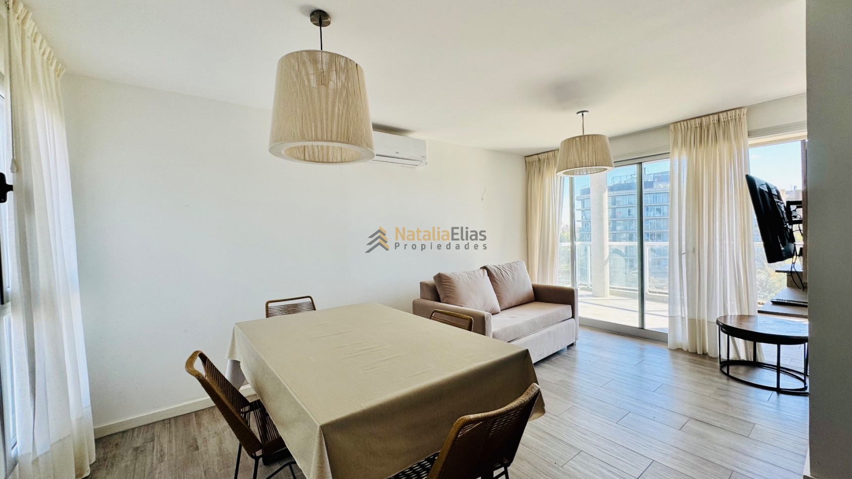 Departamento 2 ambientes al frente en Pinamar 