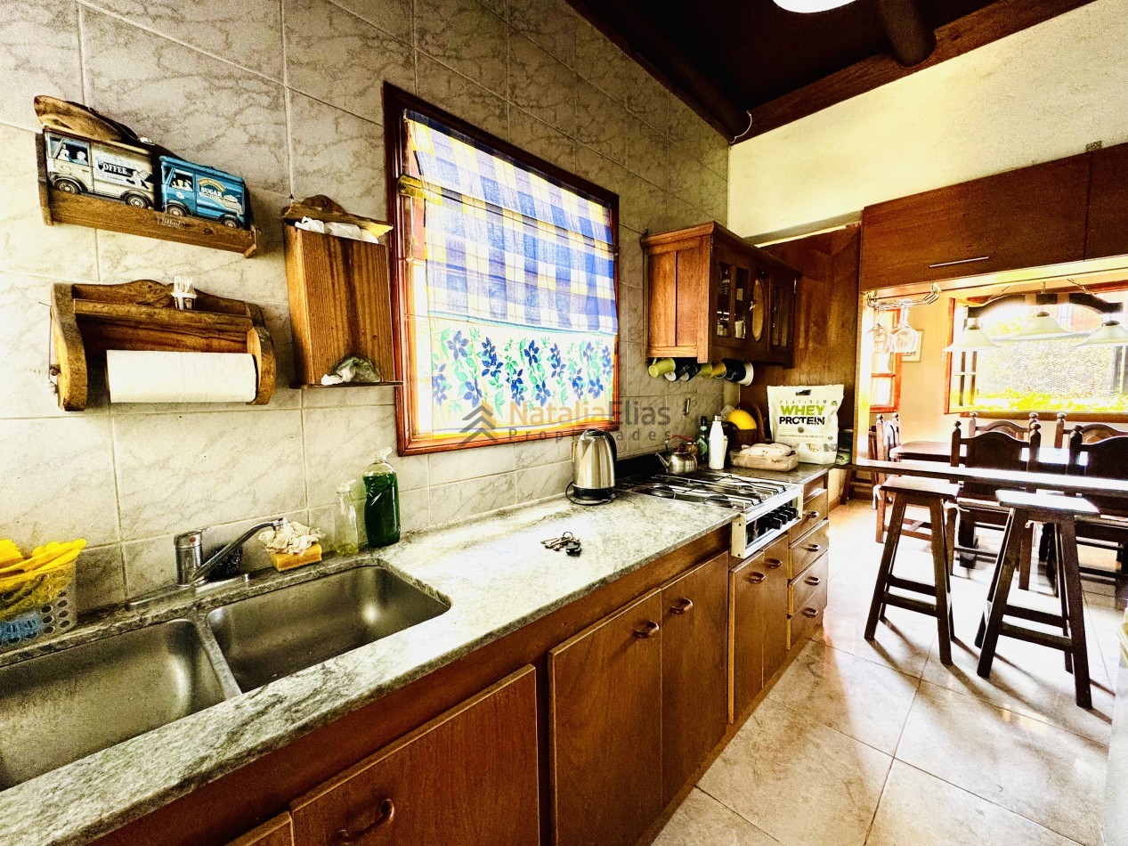 Casa 3 ambientes con quincho