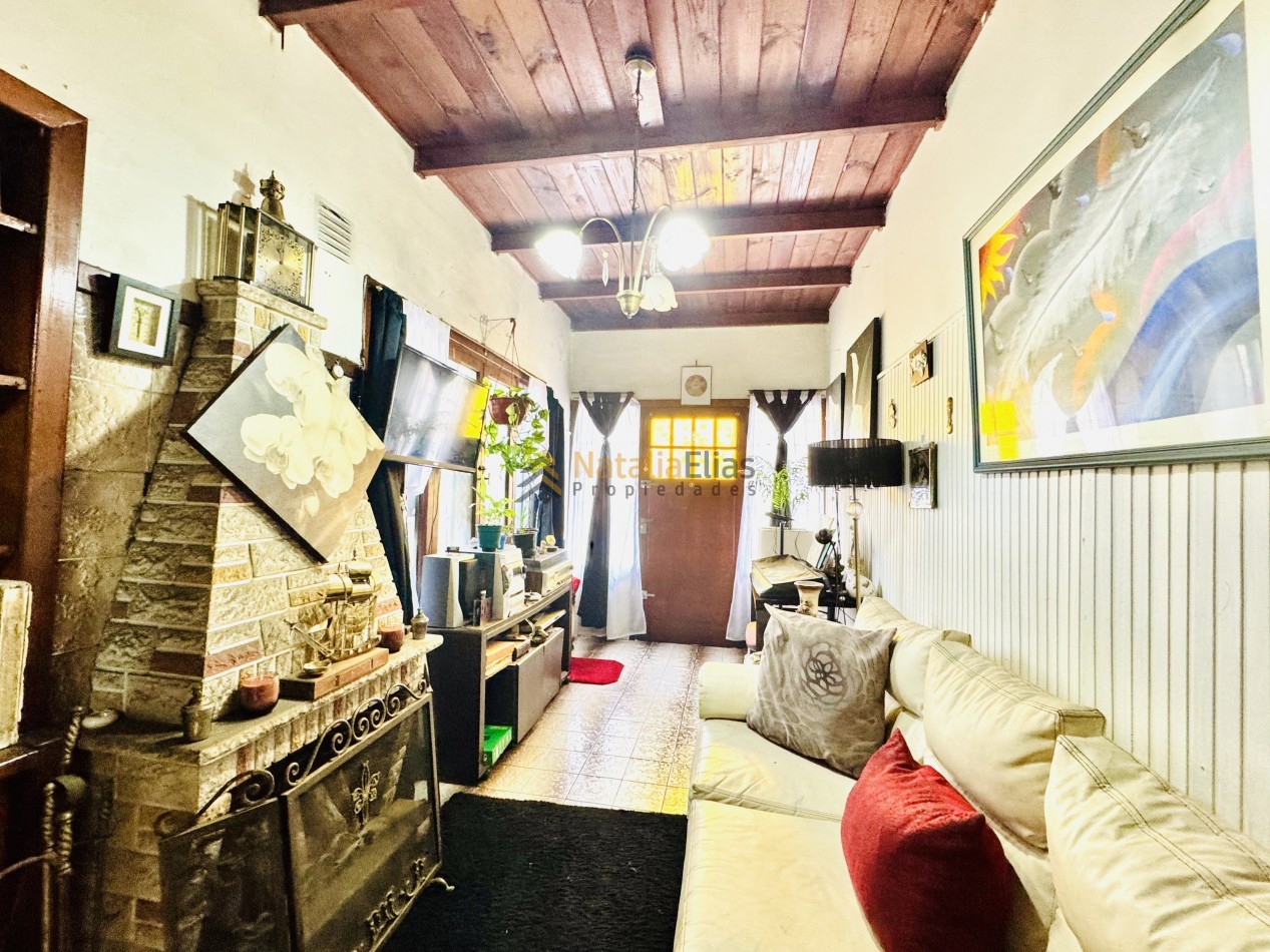 Casa 3 ambientes barrio Bernardino Rivadavia
