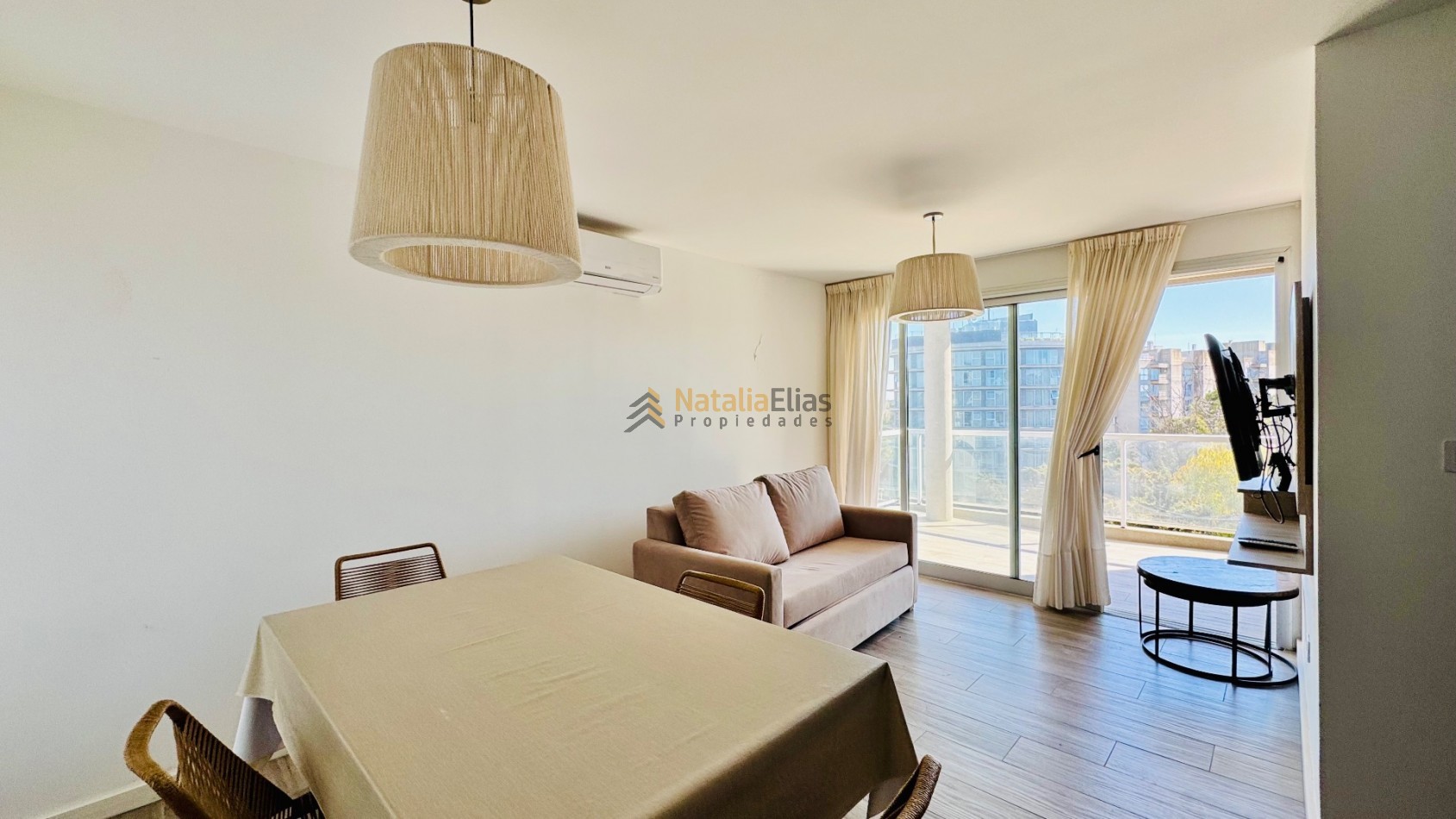 Departamento 2 ambientes al frente en Pinamar 