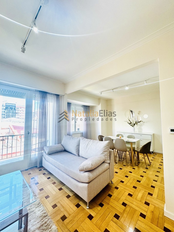 Semipiso 4 ambientes en zona Centro reciclado y equipado