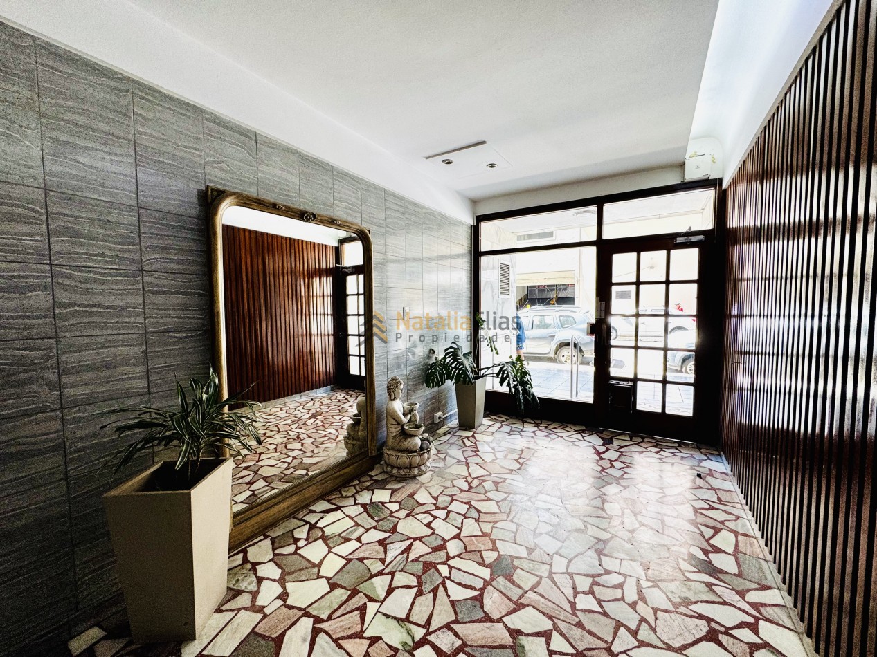 Departamento 3 ambientes al frente con dependencia 