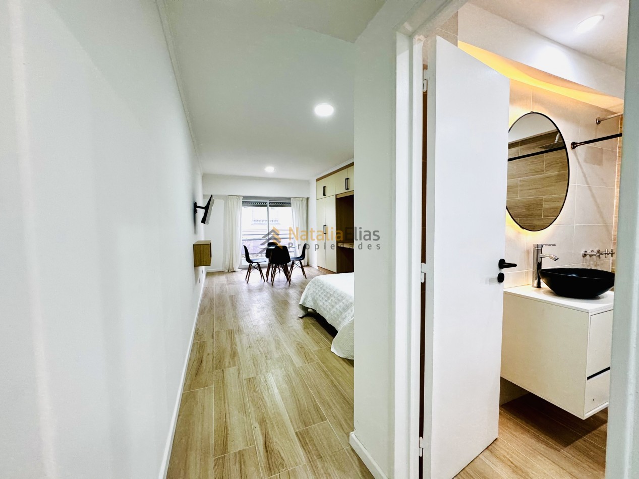 Ambiente al frente zona centro equipado!