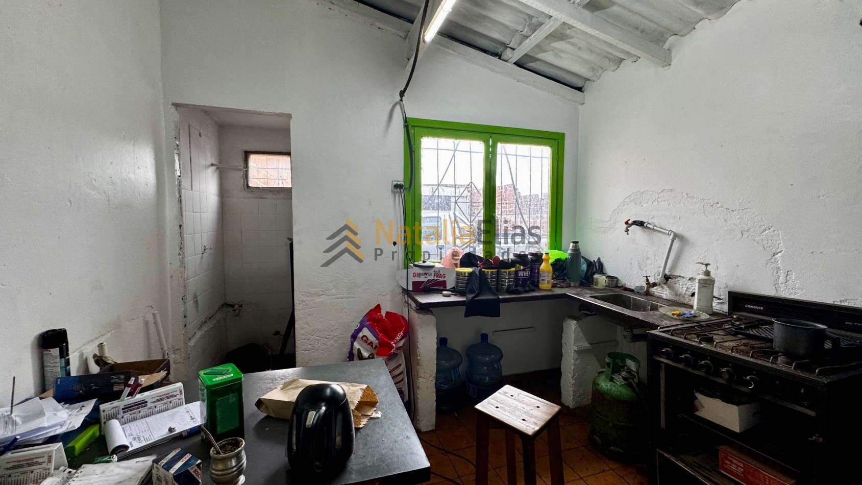 Local comercial mas galpon en zona Av. Libertad y Alio 