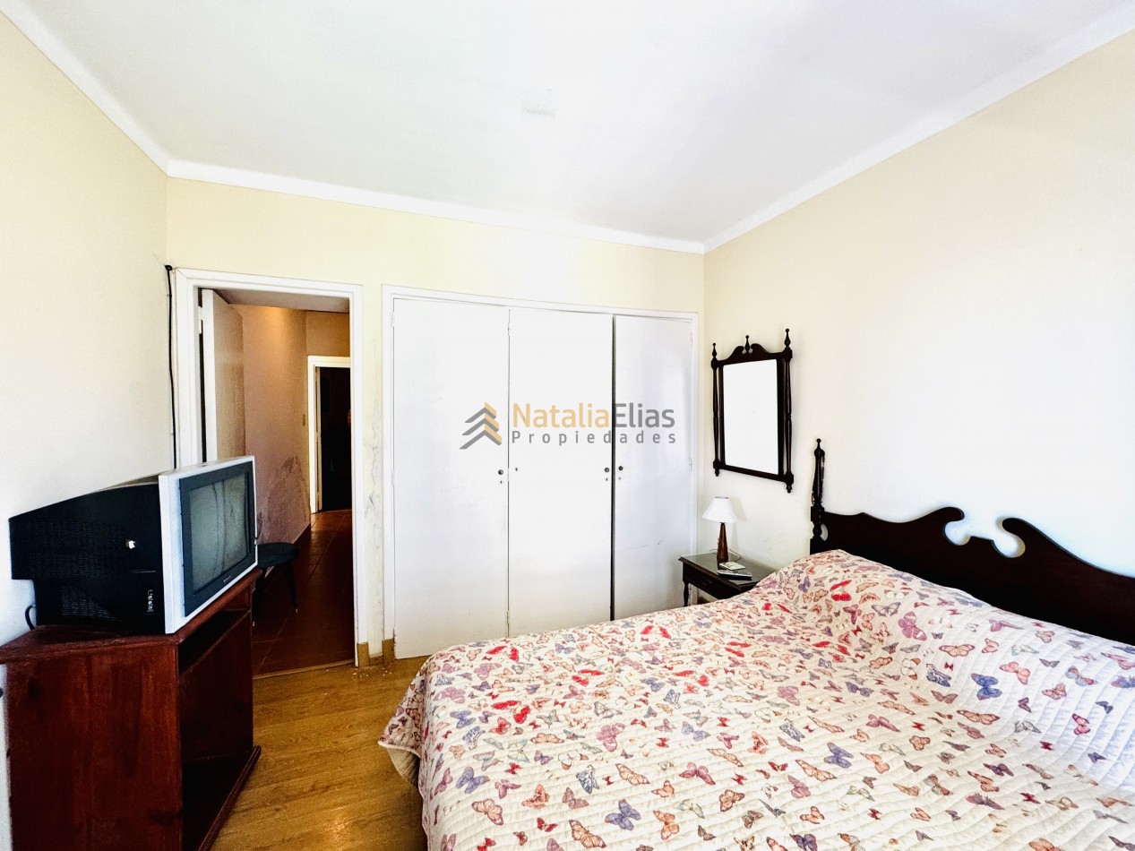 Departamento 3 ambientes al frente con dependencia 