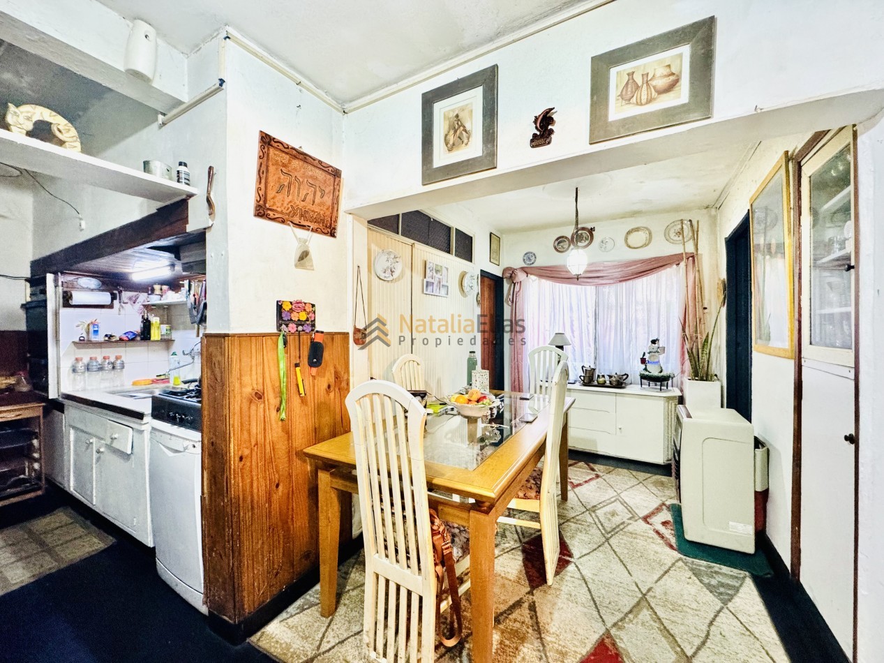 Casa 3 ambientes barrio Bernardino Rivadavia