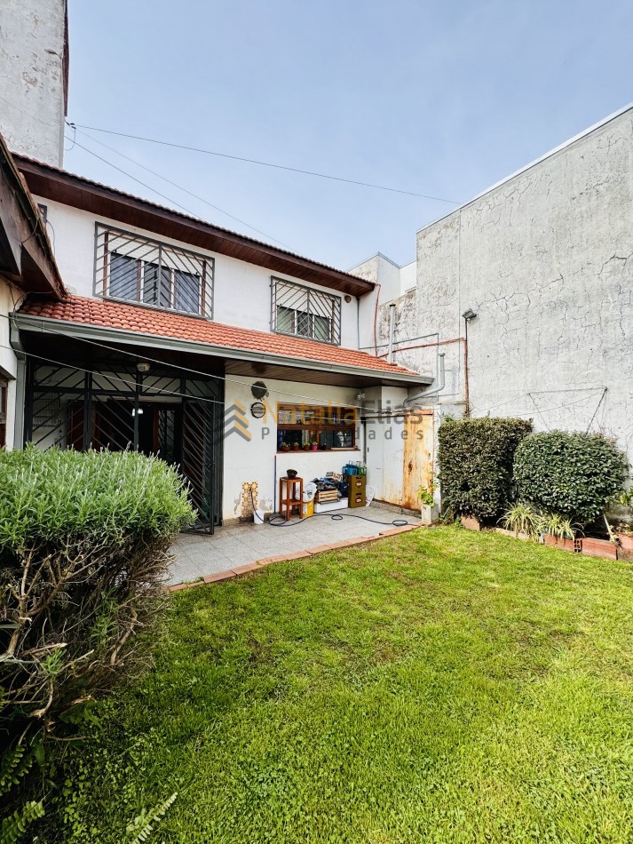 Casa en venta en barrio Las Avenidas 