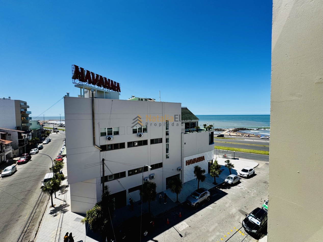 Departamento 2 ambientes al frente en La Perla 