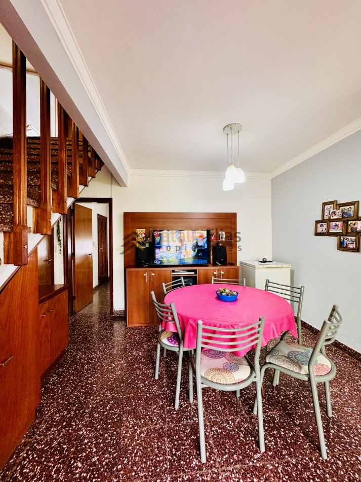 Casa en venta en barrio Las Avenidas 