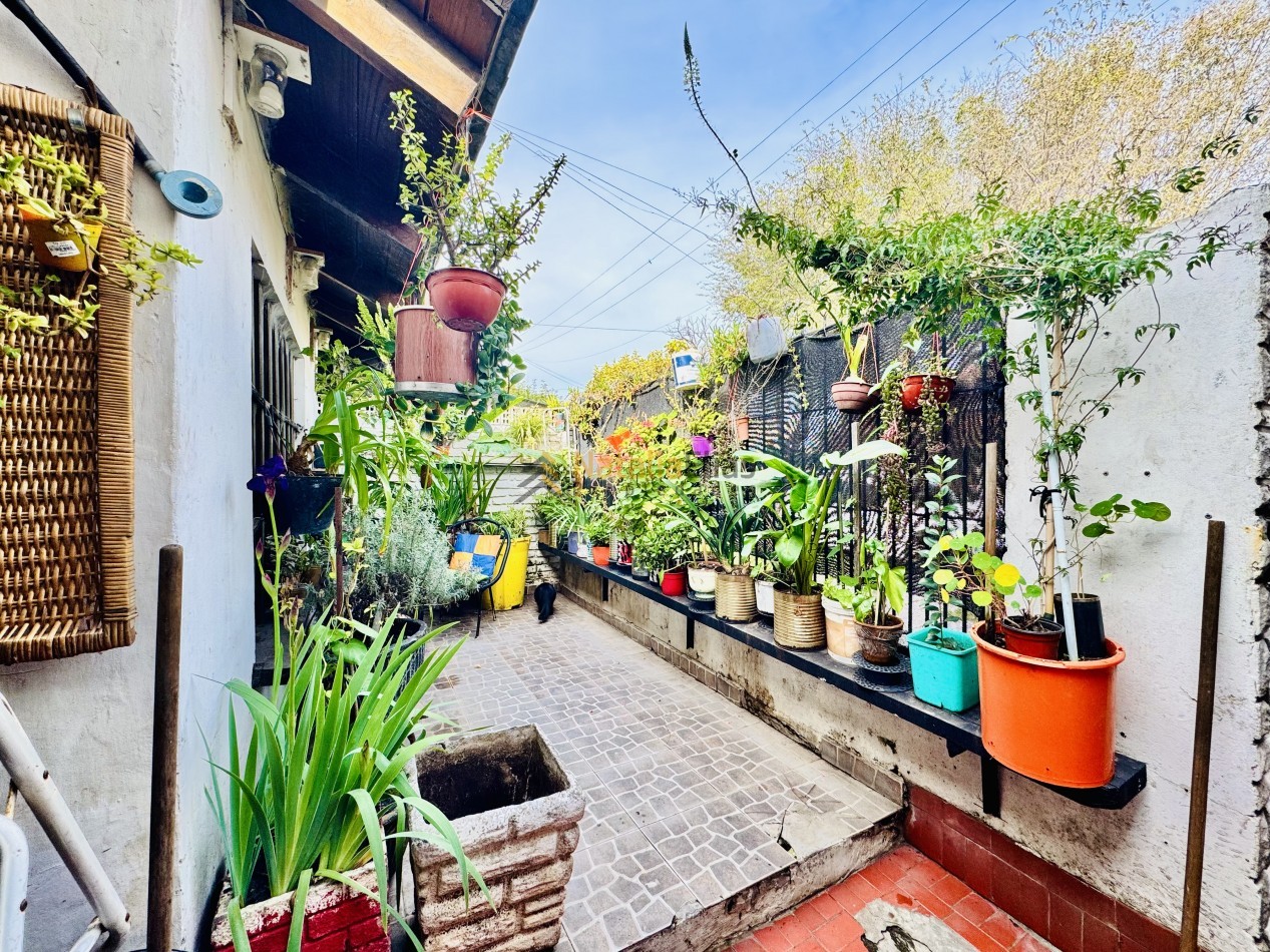 Casa 3 ambientes barrio Bernardino Rivadavia