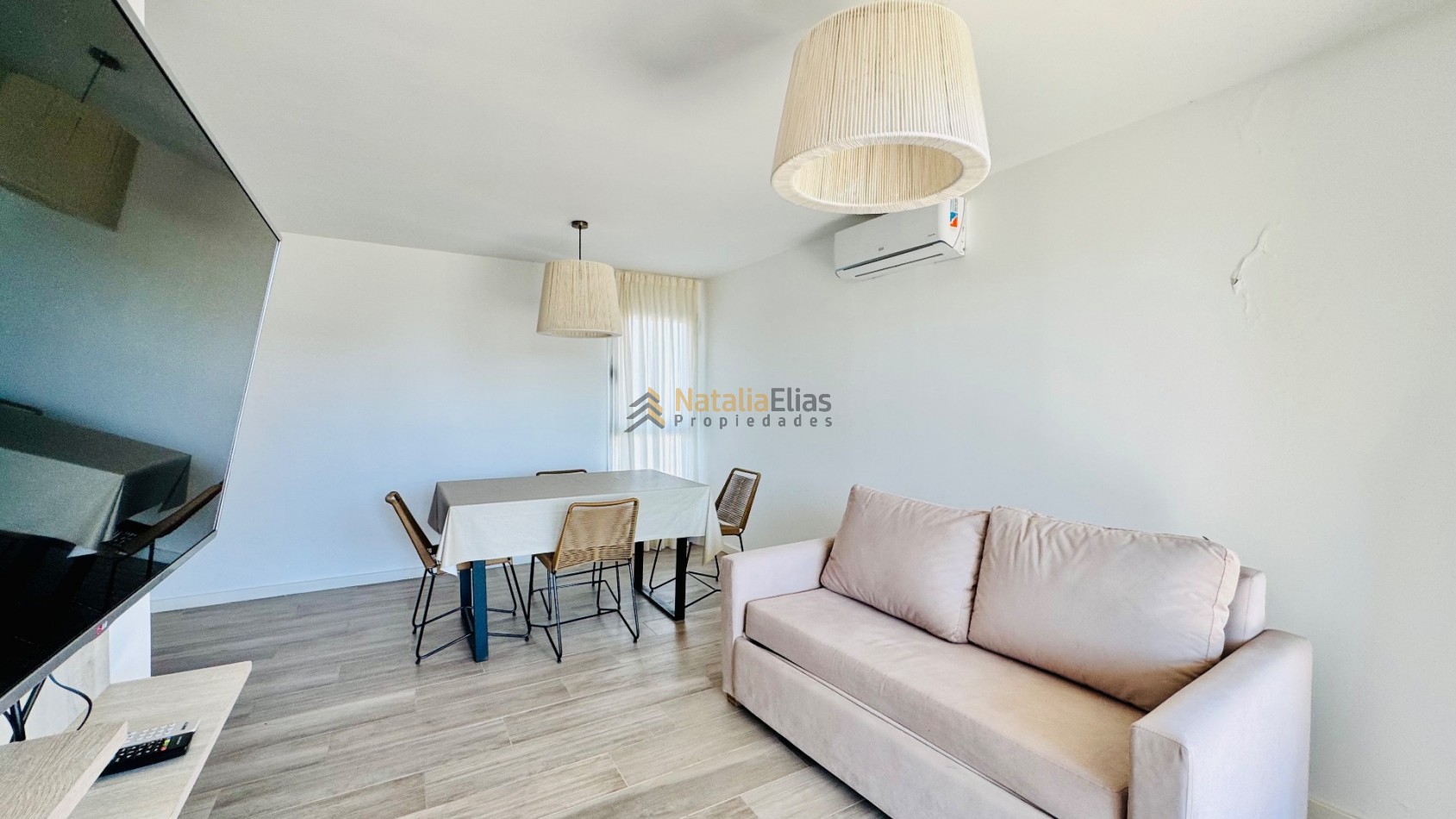 Departamento 2 ambientes al frente en Pinamar 