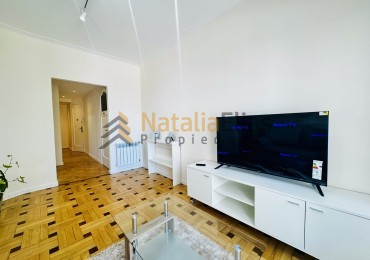 Semipiso 4 ambientes en zona Centro reciclado y equipado