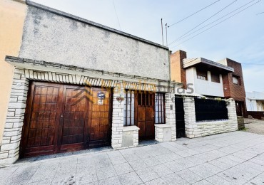Casa 3 ambientes barrio Bernardino Rivadavia 