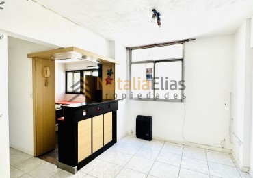 Departamento 3 ambientes al externo sobre Av. Luro. Centro Mar del Plata 